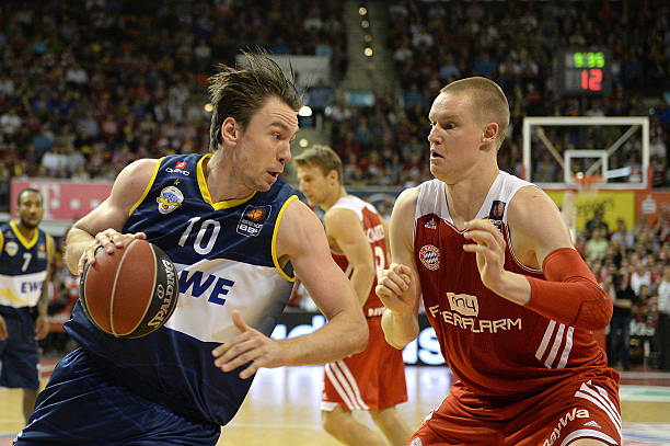 业巡回赛与 业巡回赛与