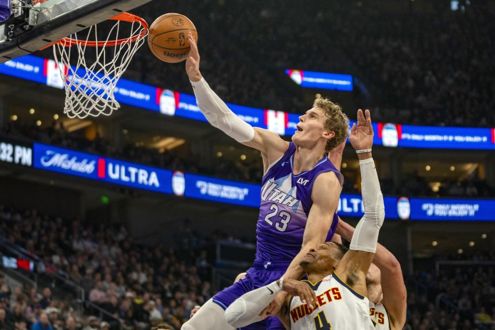 在场上的选 在场上的选