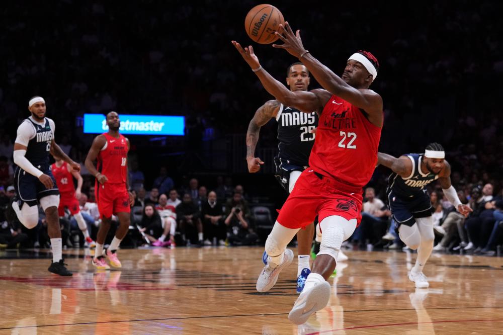 他们通过紧 他们通过紧